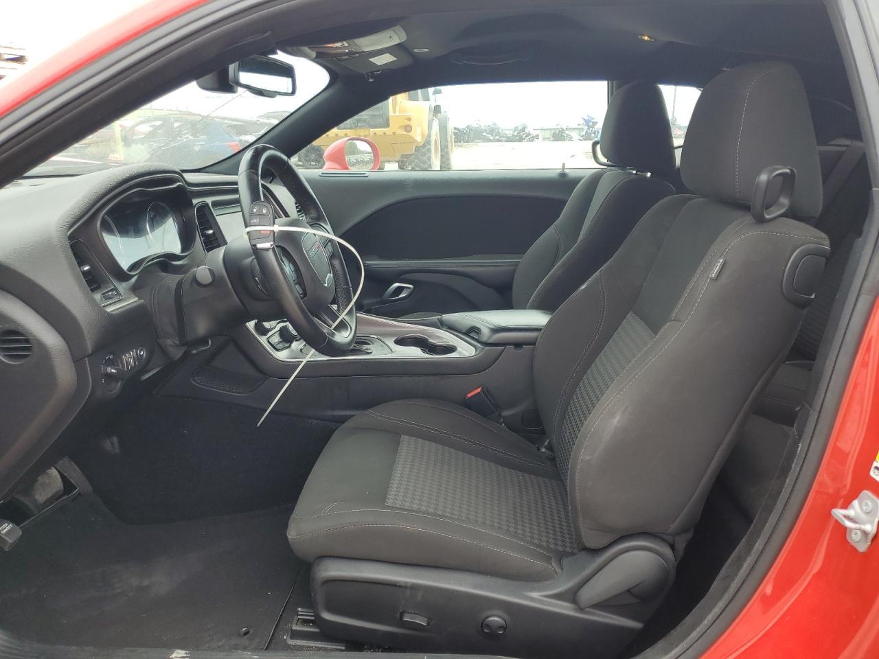 2022 Dodge Challenger Sxt - zdjęcie 7