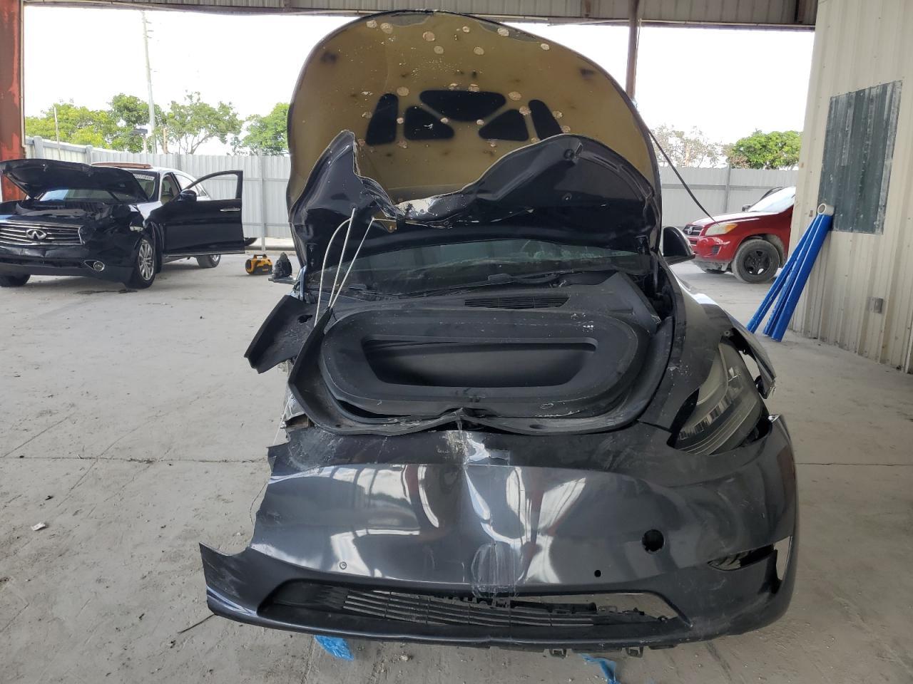 2020 Tesla Model Y - zdjęcie 5