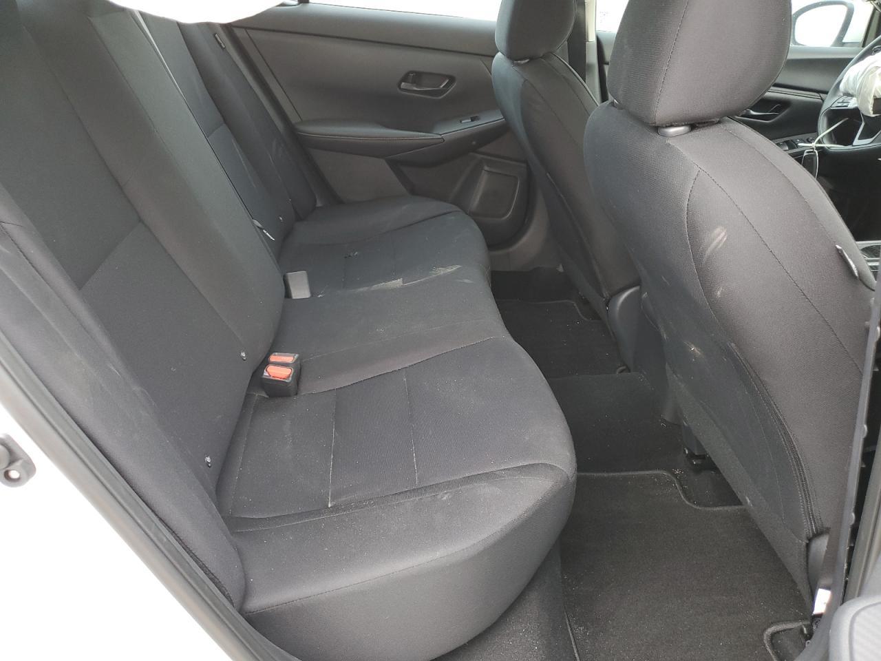 2025 Nissan Sentra - zdjęcie 10