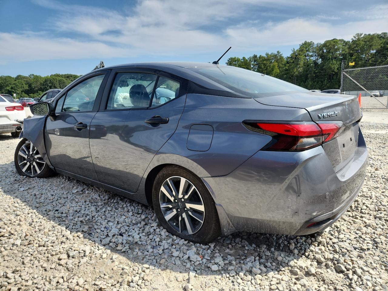 2025 Nissan Versa S - zdjęcie 2