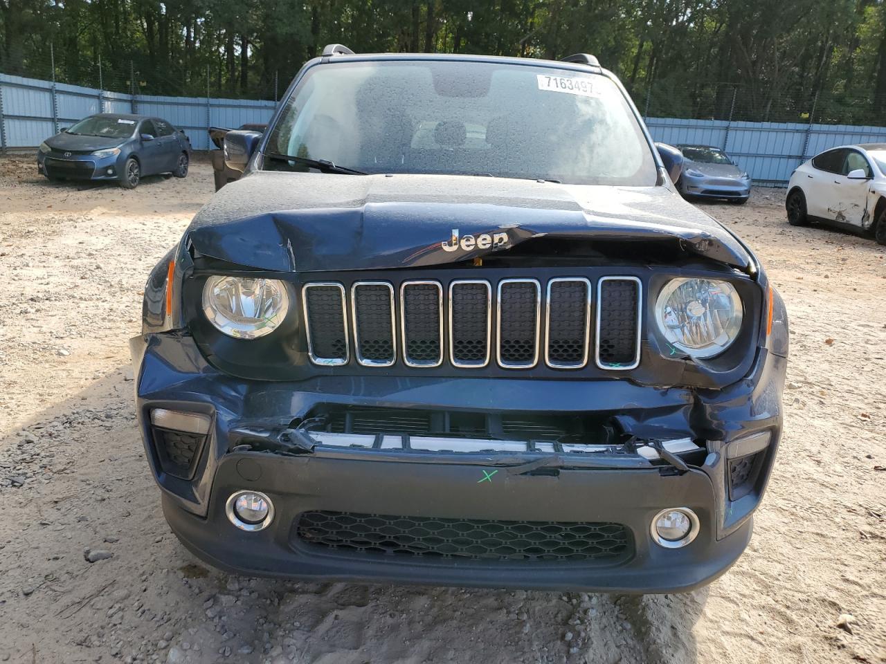 2020 Jeep Renegade Latitude - zdjęcie 5