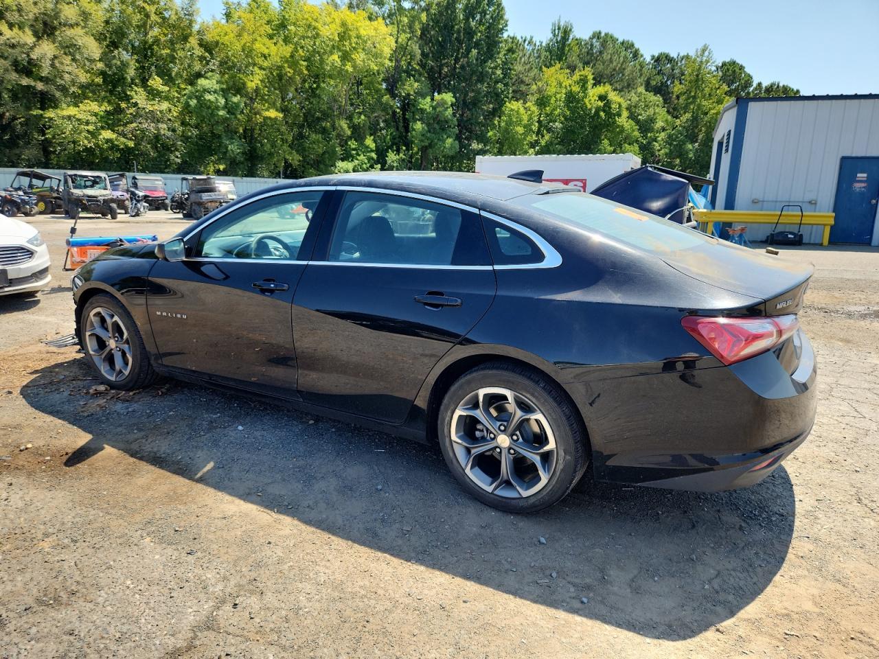 2021 Chevrolet Malibu Lt - zdjęcie 2
