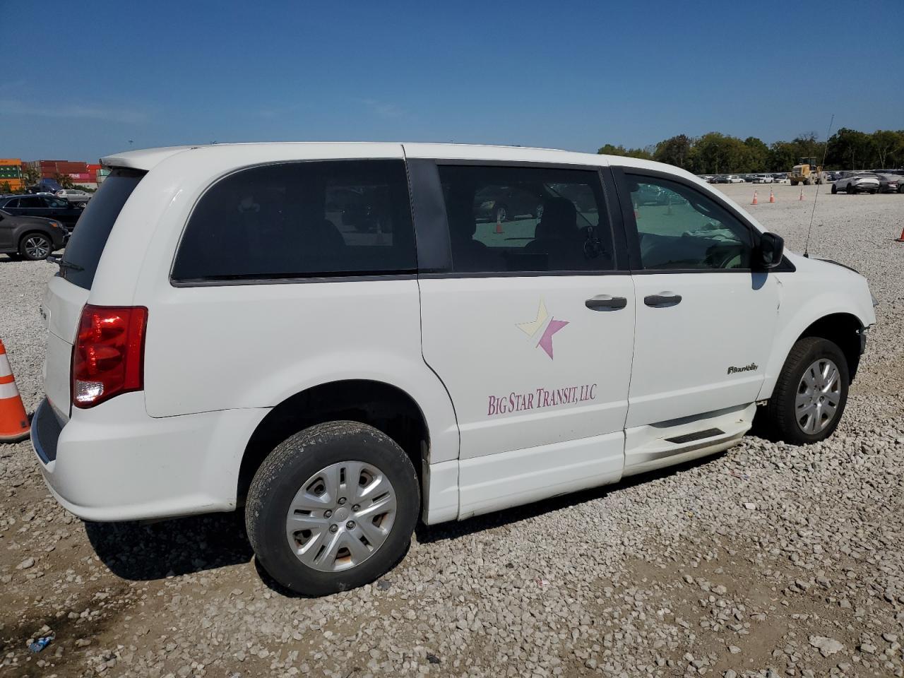 2019 Dodge Grand Caravan Se - zdjęcie 3