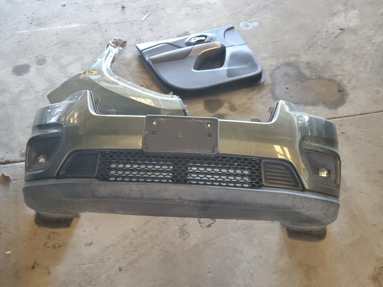 2019 Jeep Cherokee - zdjęcie 13