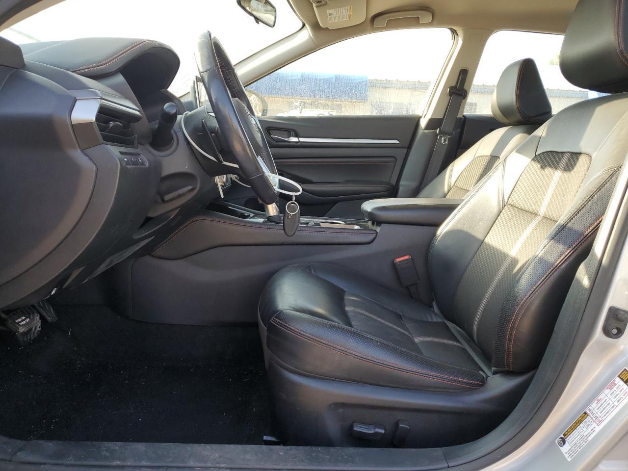 2023 Nissan Altima Sr - zdjęcie 7