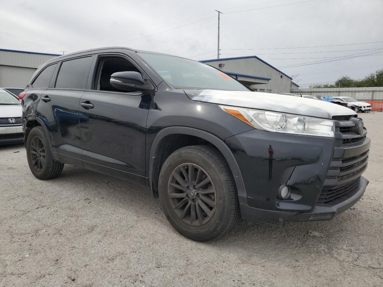 2018 Toyt Highlander - zdjęcie 4