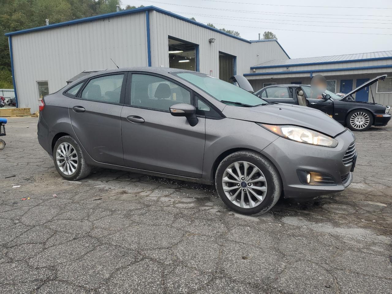 2014 Ford Fiesta Se - zdjęcie 4
