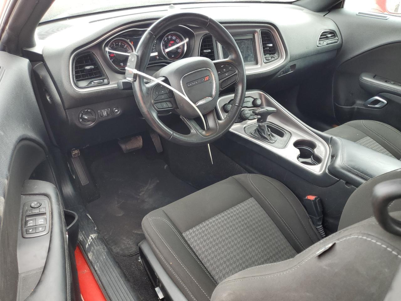 2022 Dodge Challenger Sxt - zdjęcie 8