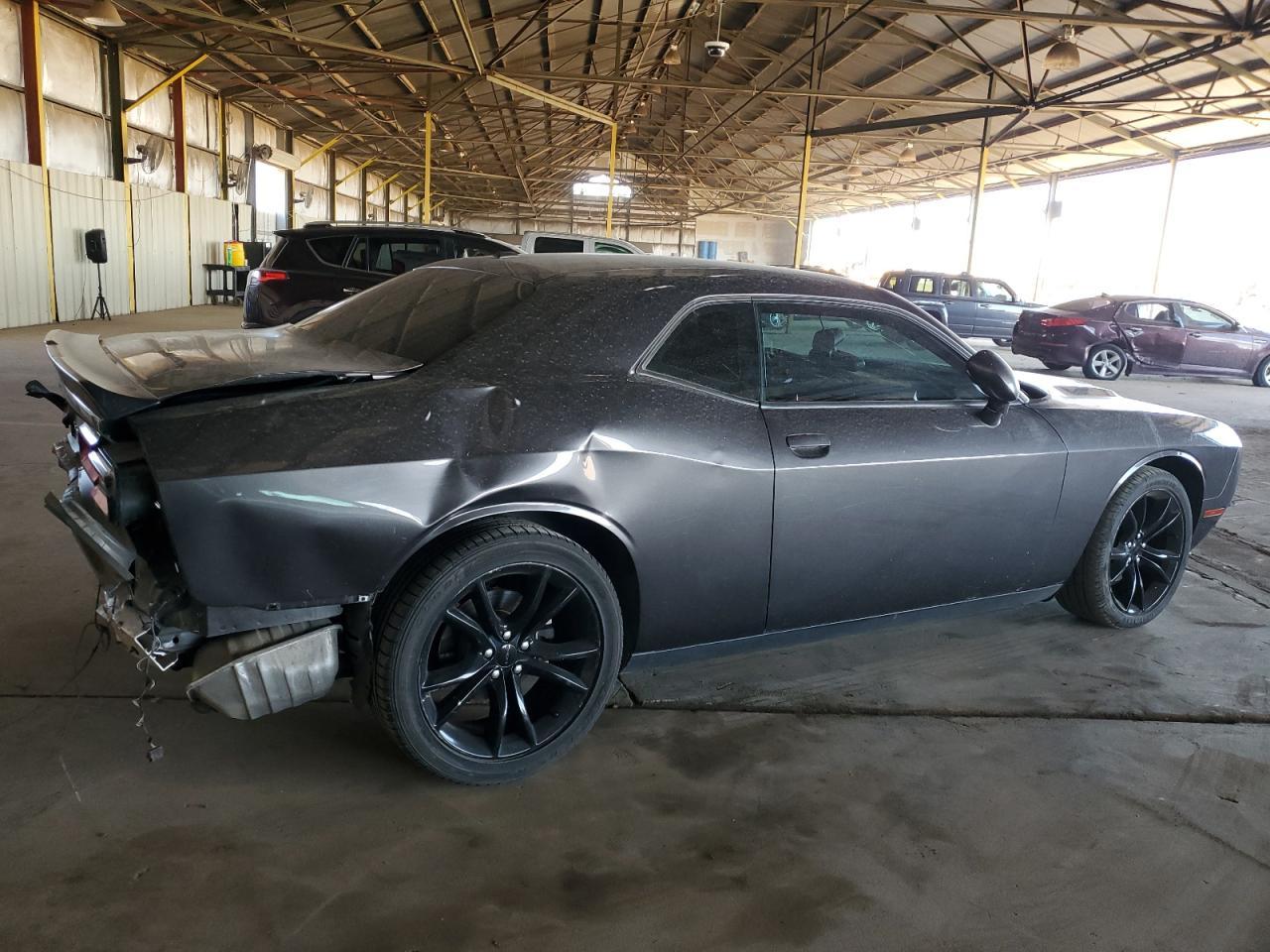 2016 Dodge Challenger Sxt - zdjęcie 3