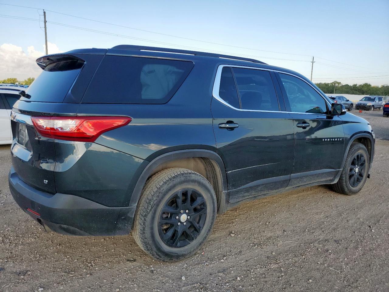 2019 Chevrolet Traverse Lt - zdjęcie 3