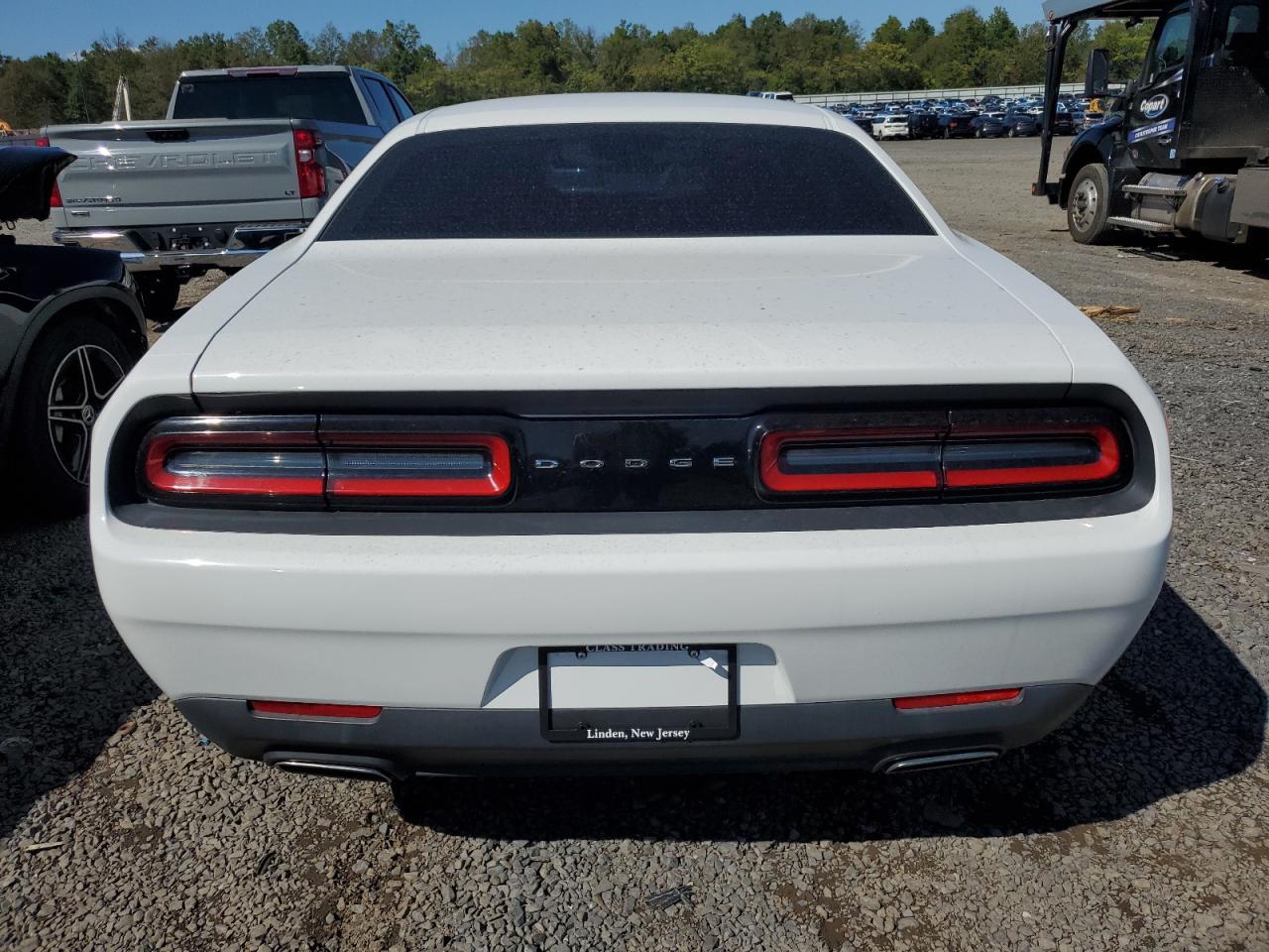 2016 Dodge Challenger Sxt - zdjęcie 6