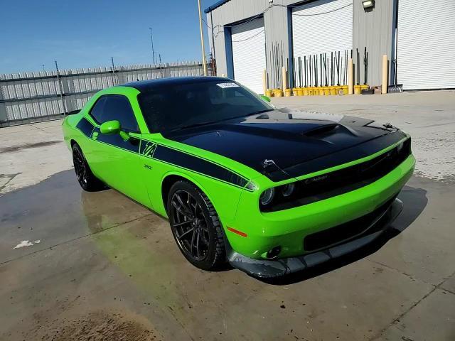 2017 Dodge Challenger R/T 392 - zdjęcie 14