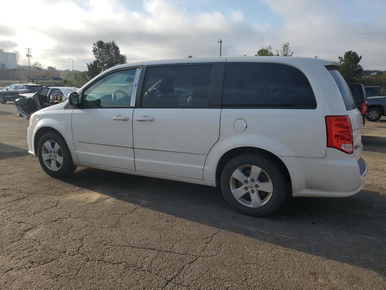 2013 Dodge Grand Caravan Se - zdjęcie 2