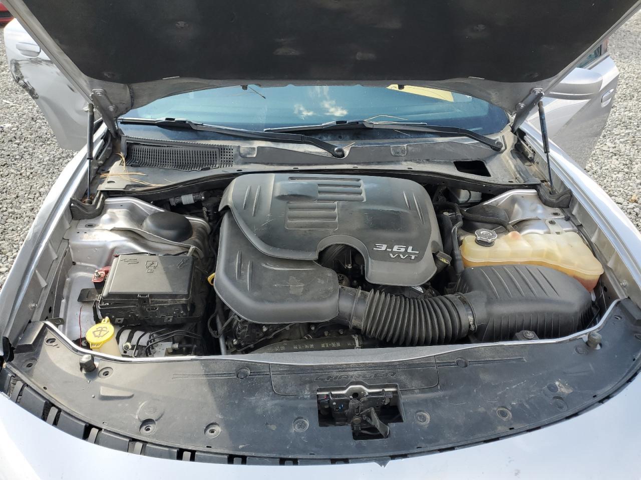 2016 Dodge Charger Se - zdjęcie 11