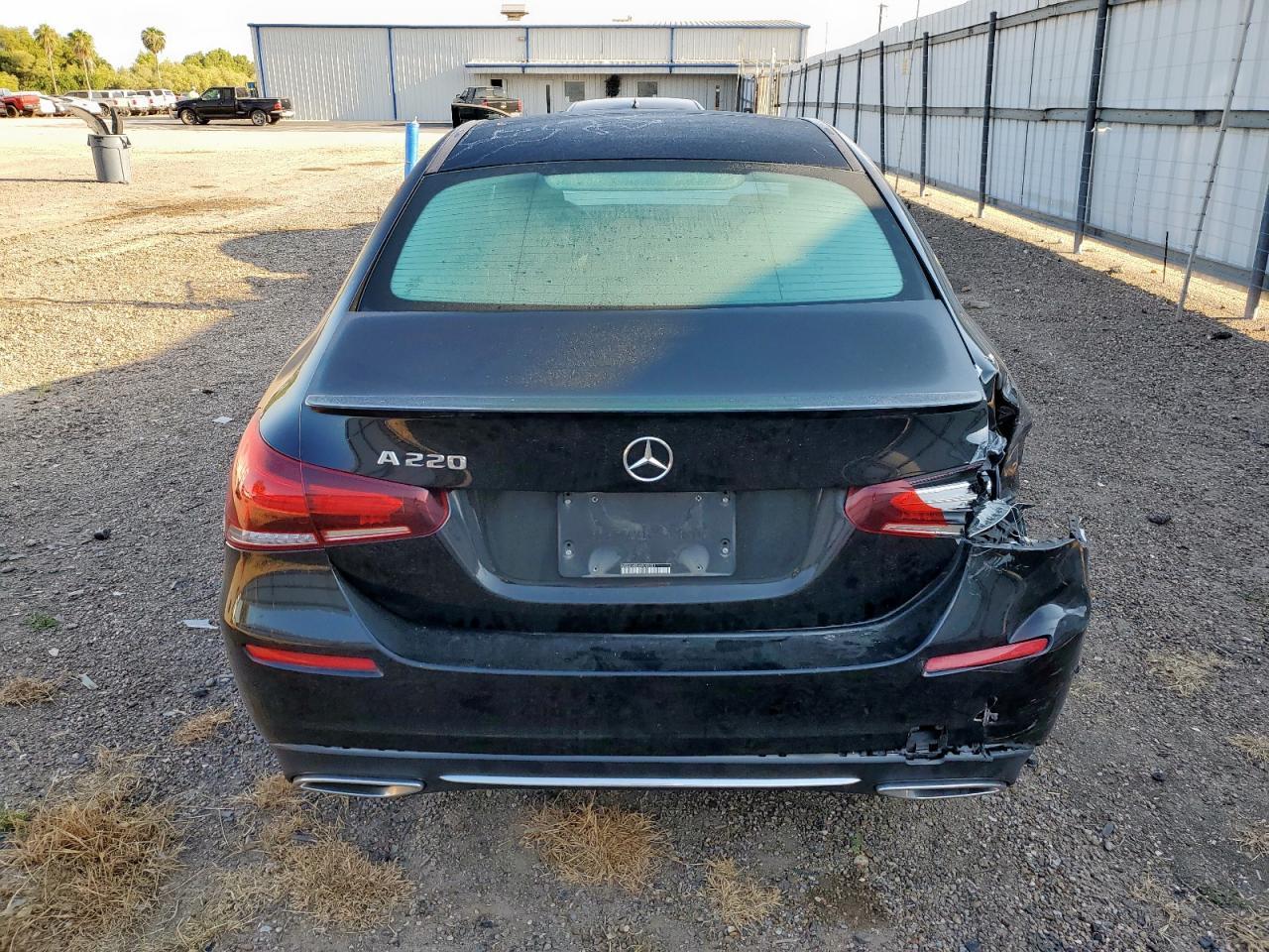 2019 Mercedes-Benz A 220 - zdjęcie 6