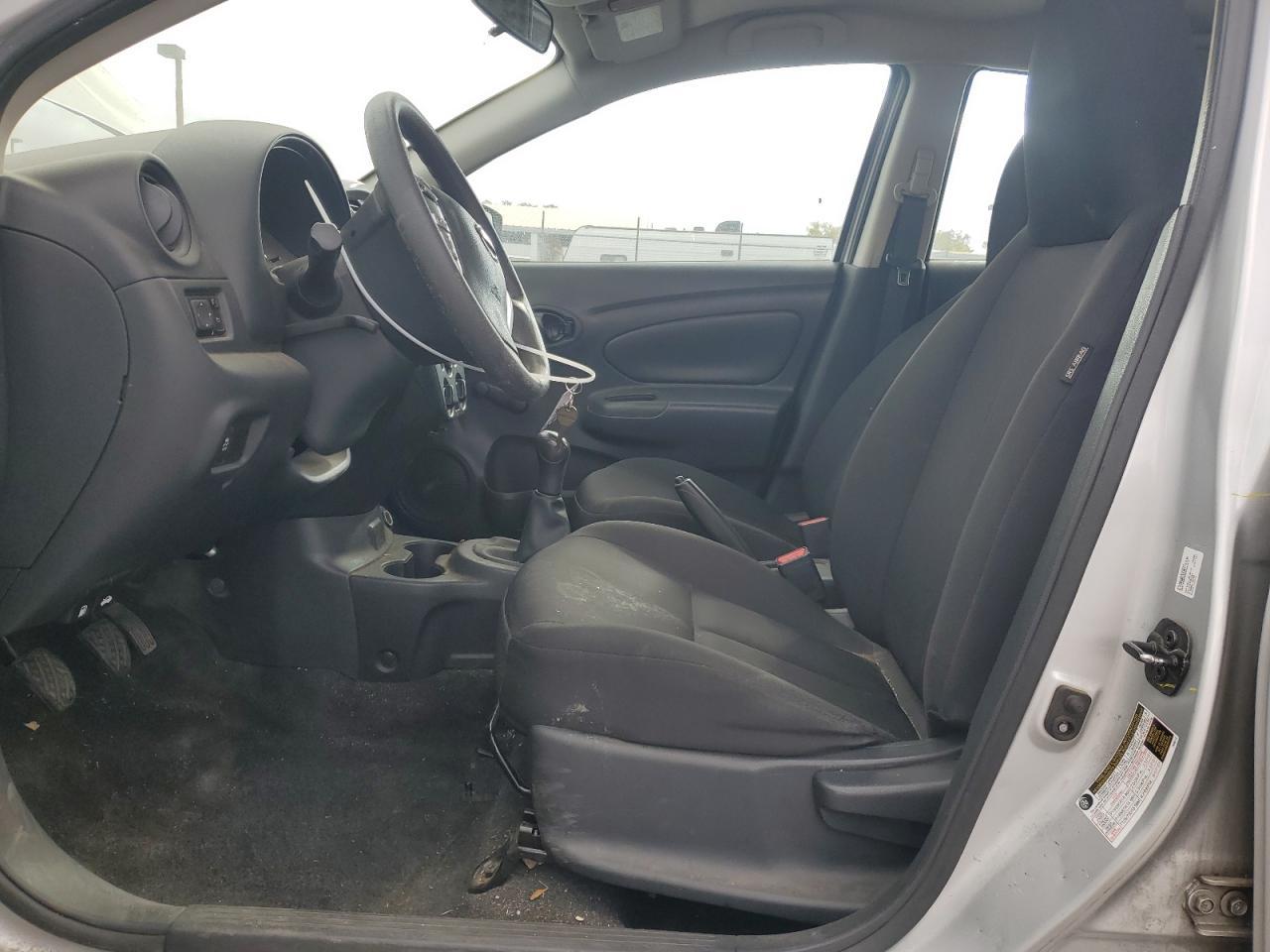 2017 Nissan Versa - zdjęcie 7