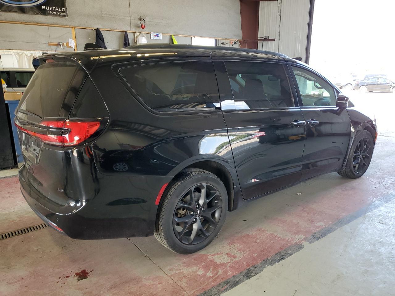 2024 Chrysler Pacifica - zdjęcie 3
