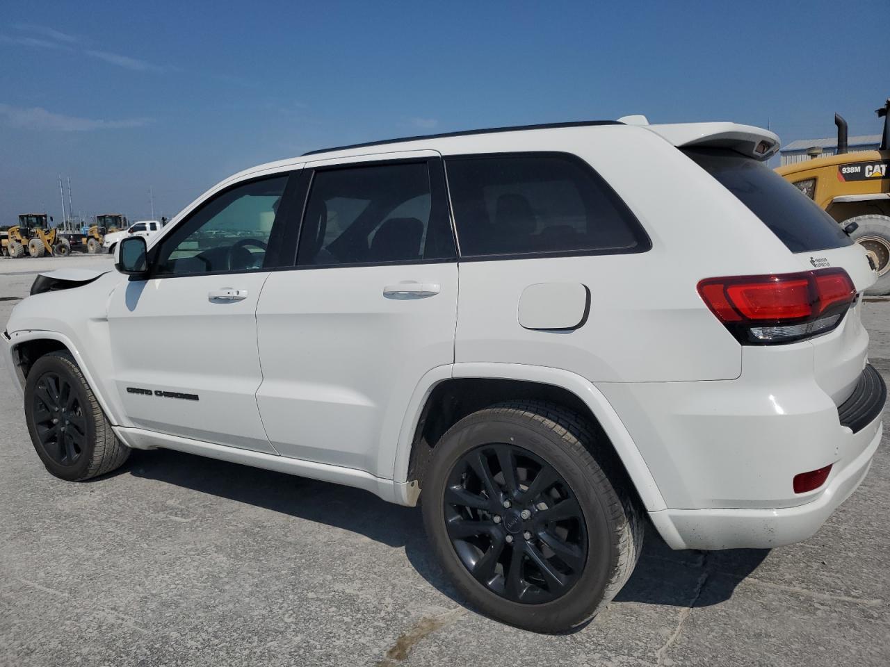 2019 Jeep Grand Cherokee Laredo - zdjęcie 2