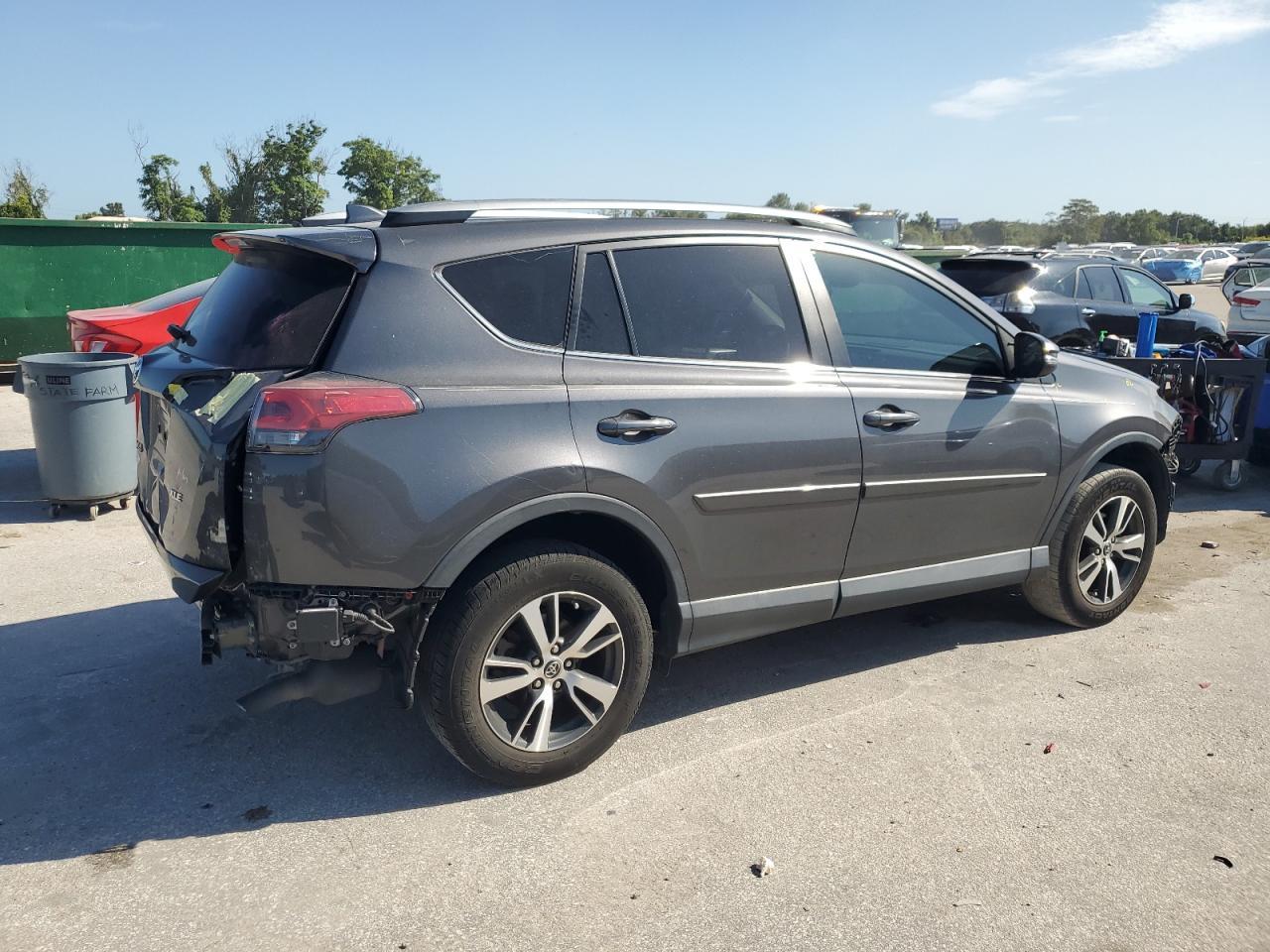 2018 Toyota Rav4 Adventure - zdjęcie 3