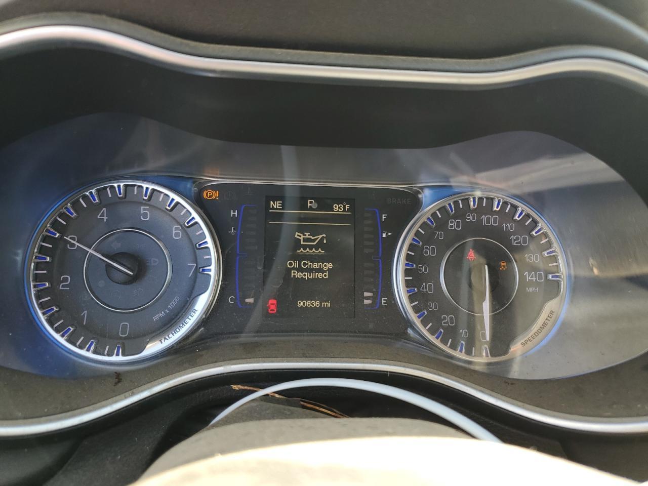 2016 Chrysler 200 Limited - zdjęcie 9