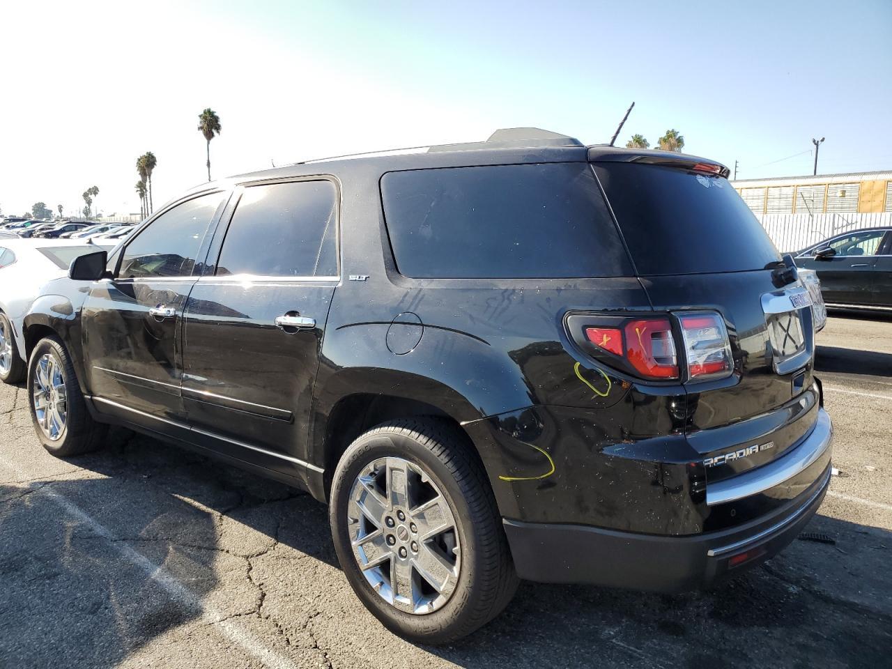 2017 GMC Acadia - zdjęcie 2