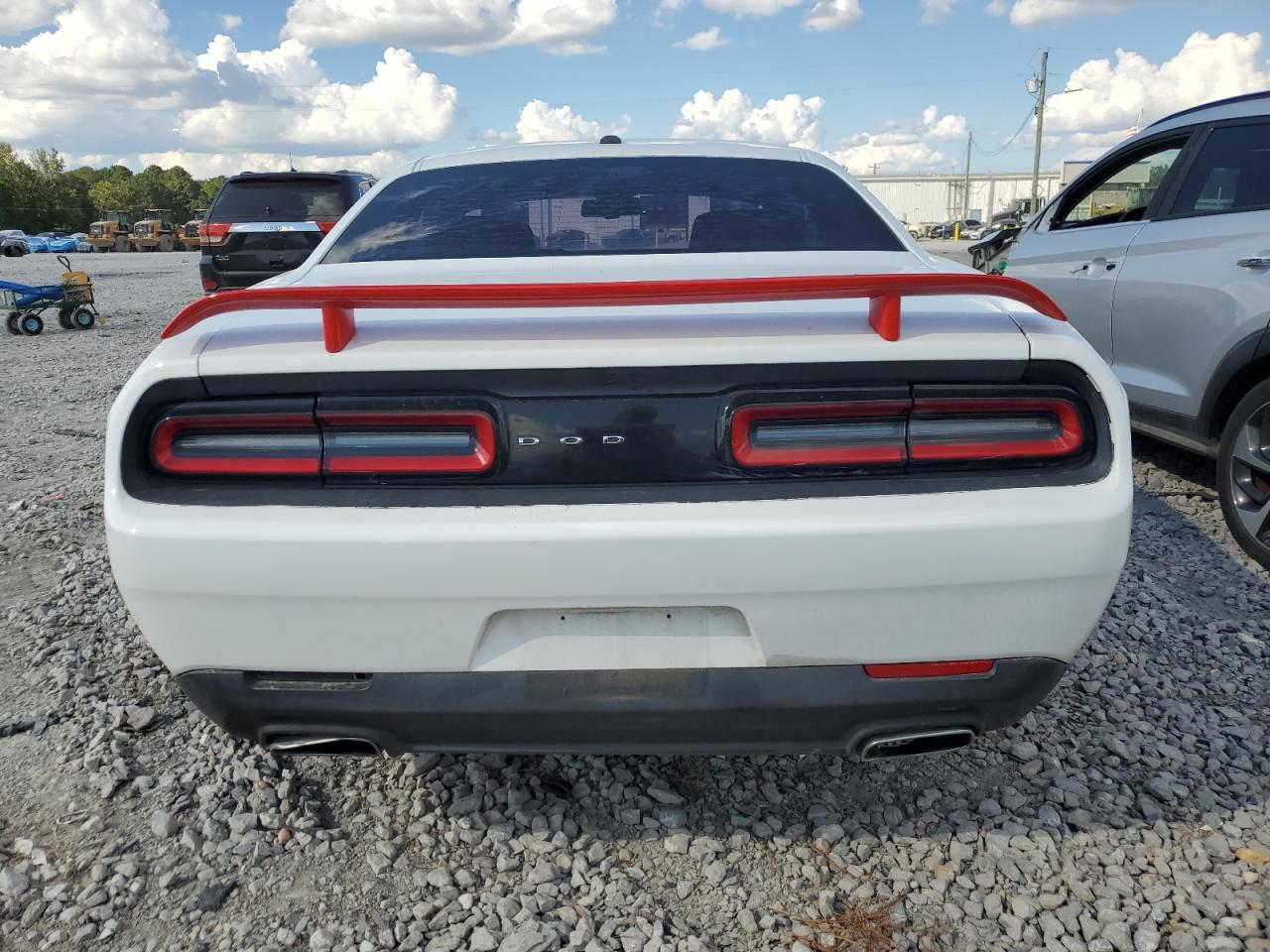 2016 Dodge Challenger Sxt - zdjęcie 6