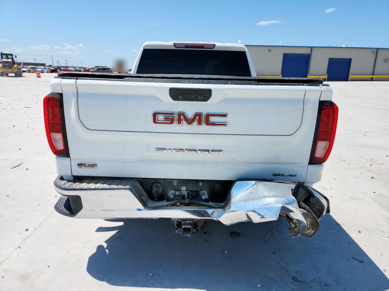 2021 GMC Sierra - zdjęcie 6