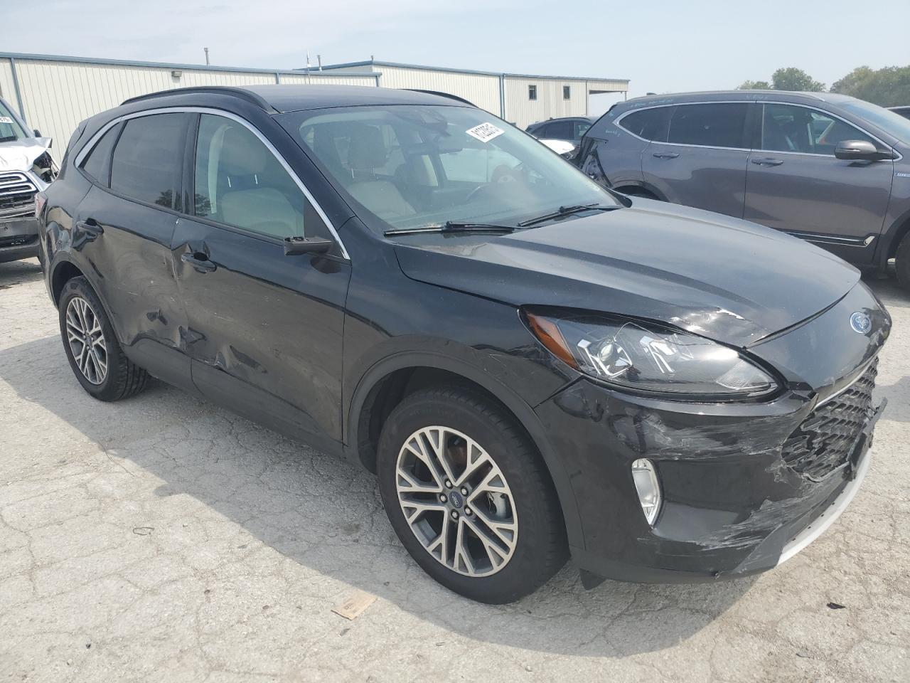 2021 Ford Escape Sel - zdjęcie 4