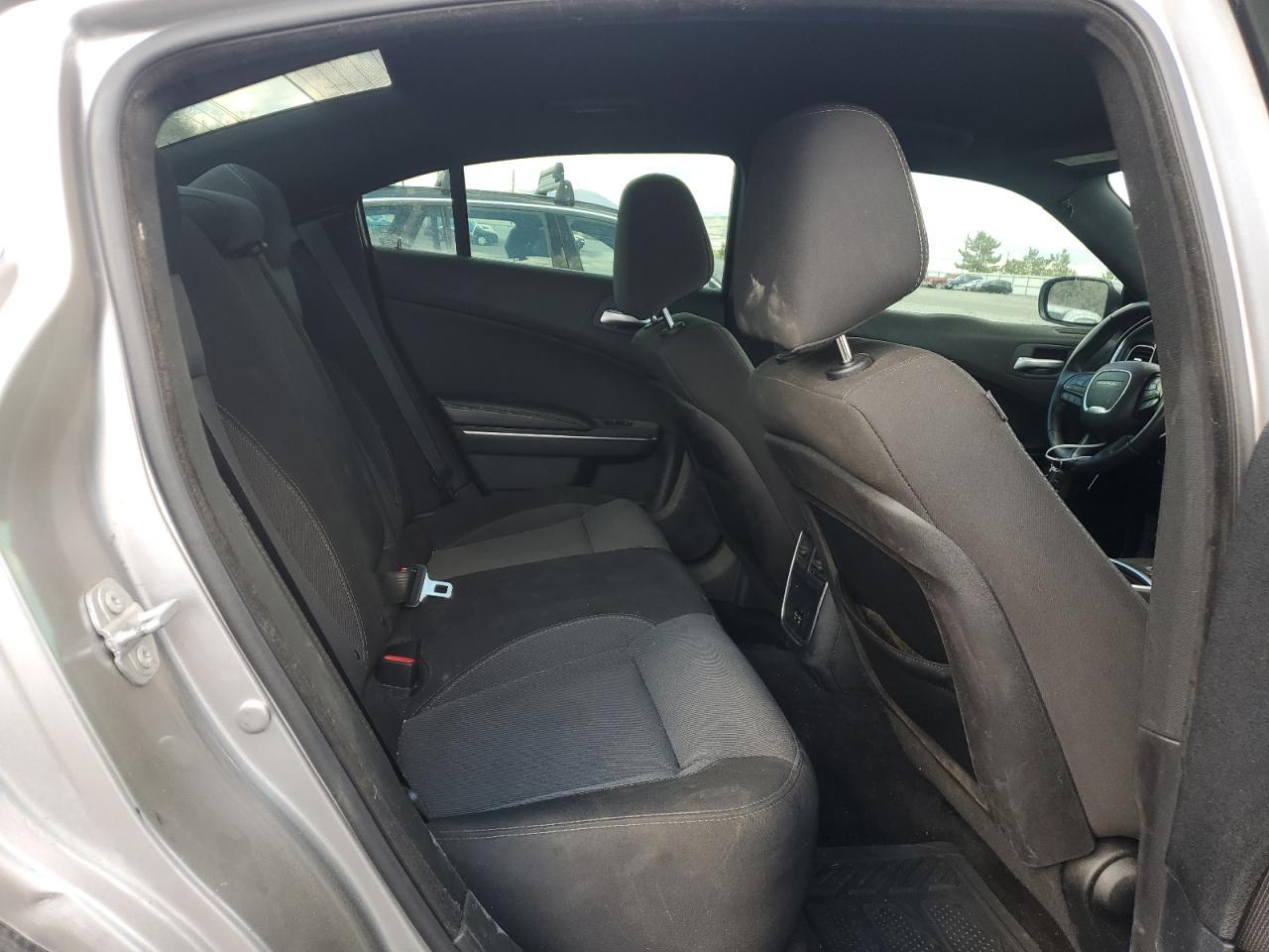 2016 Dodge Charger Se - zdjęcie 10
