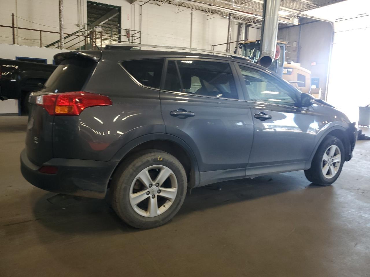 2014 Toyota Rav4 Xle - zdjęcie 3