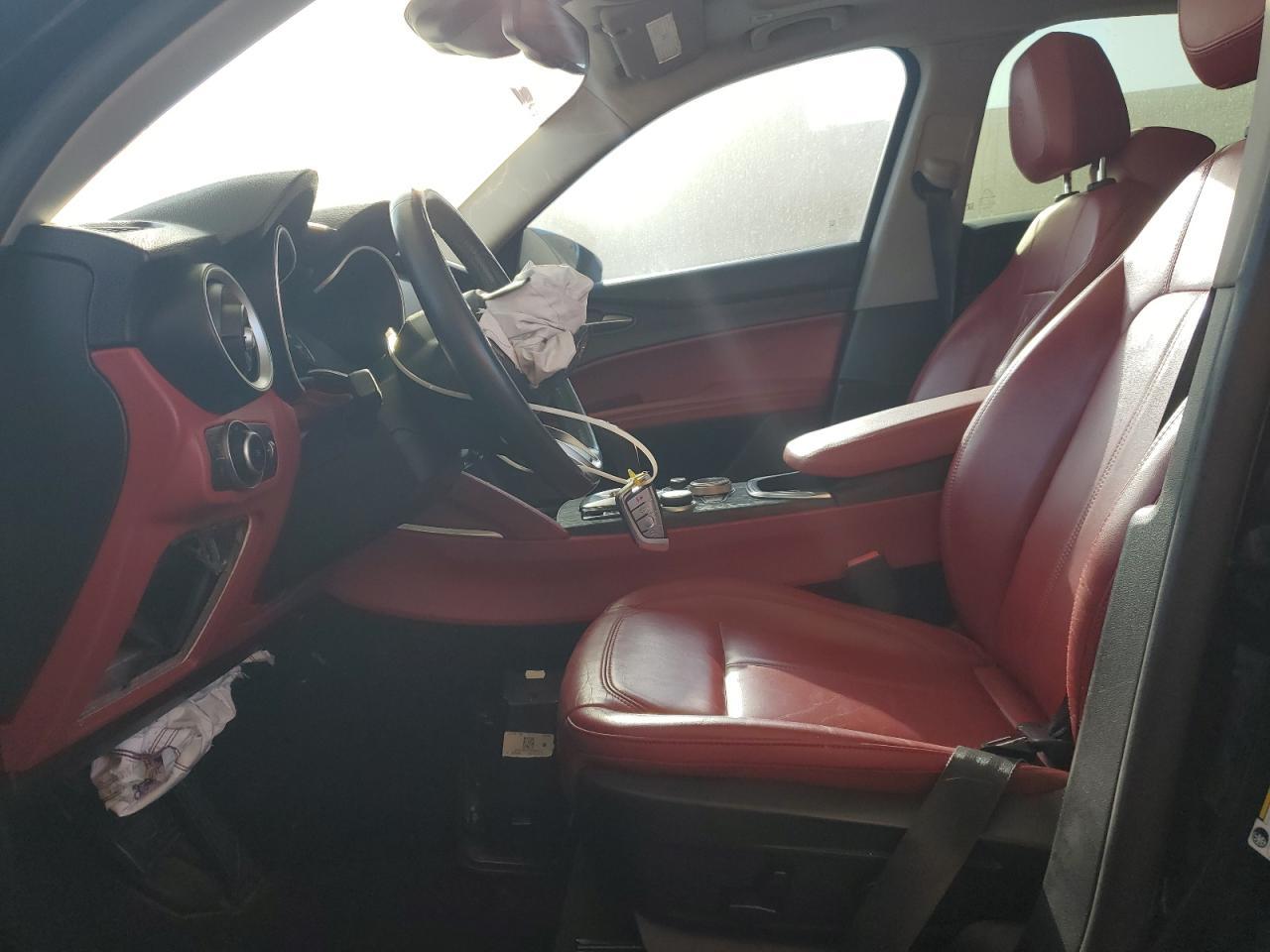 2020 Alfa Romeo Stelvio - zdjęcie 7