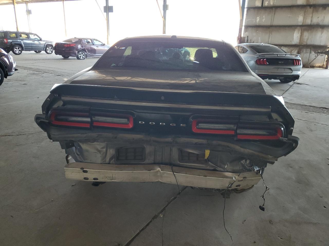 2016 Dodge Challenger Sxt - zdjęcie 6