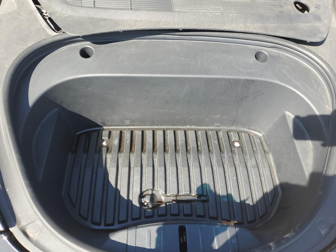 2022 Tesla Model 3 - zdjęcie 11