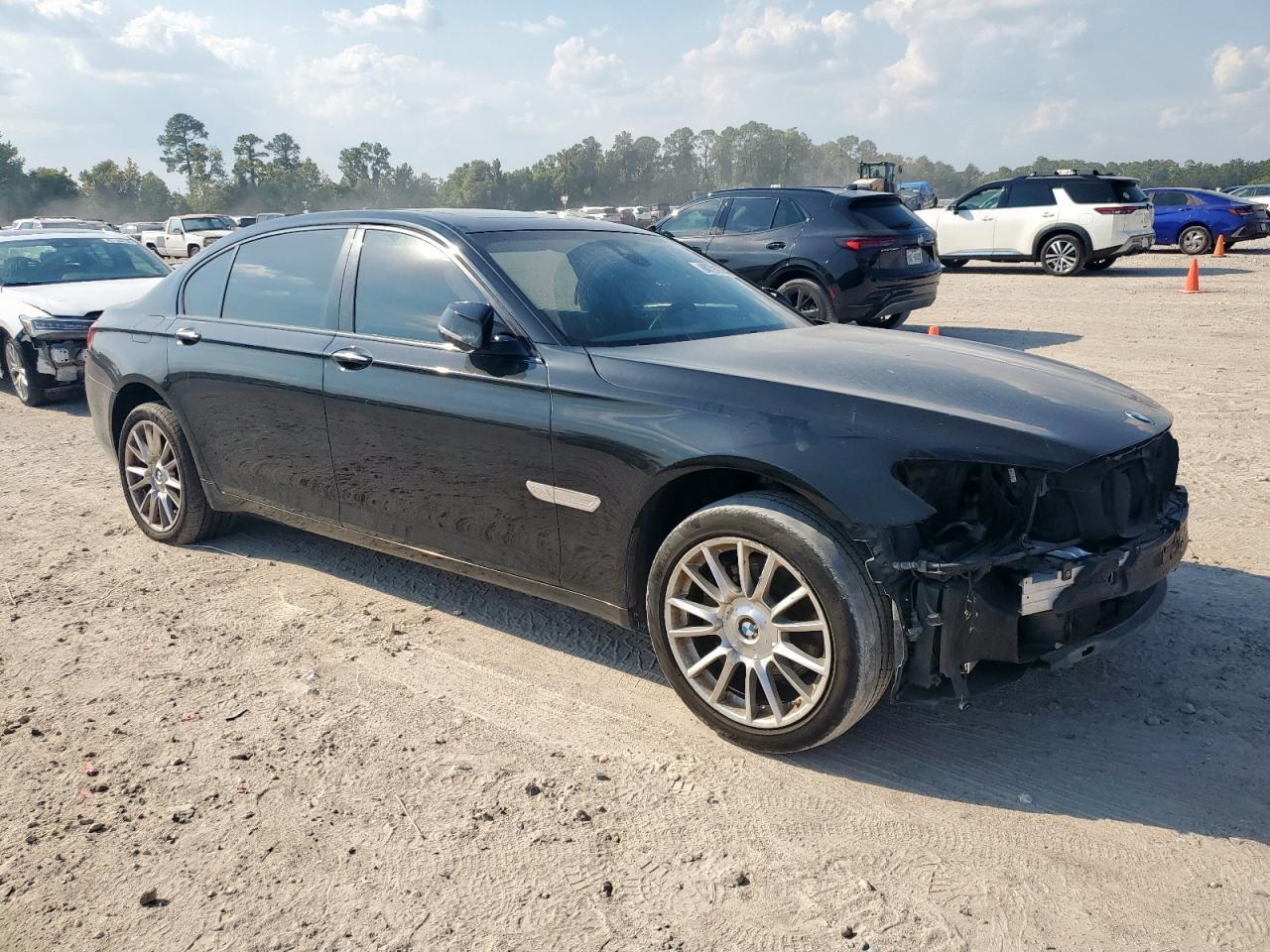 2013 BMW 740 Li - zdjęcie 4