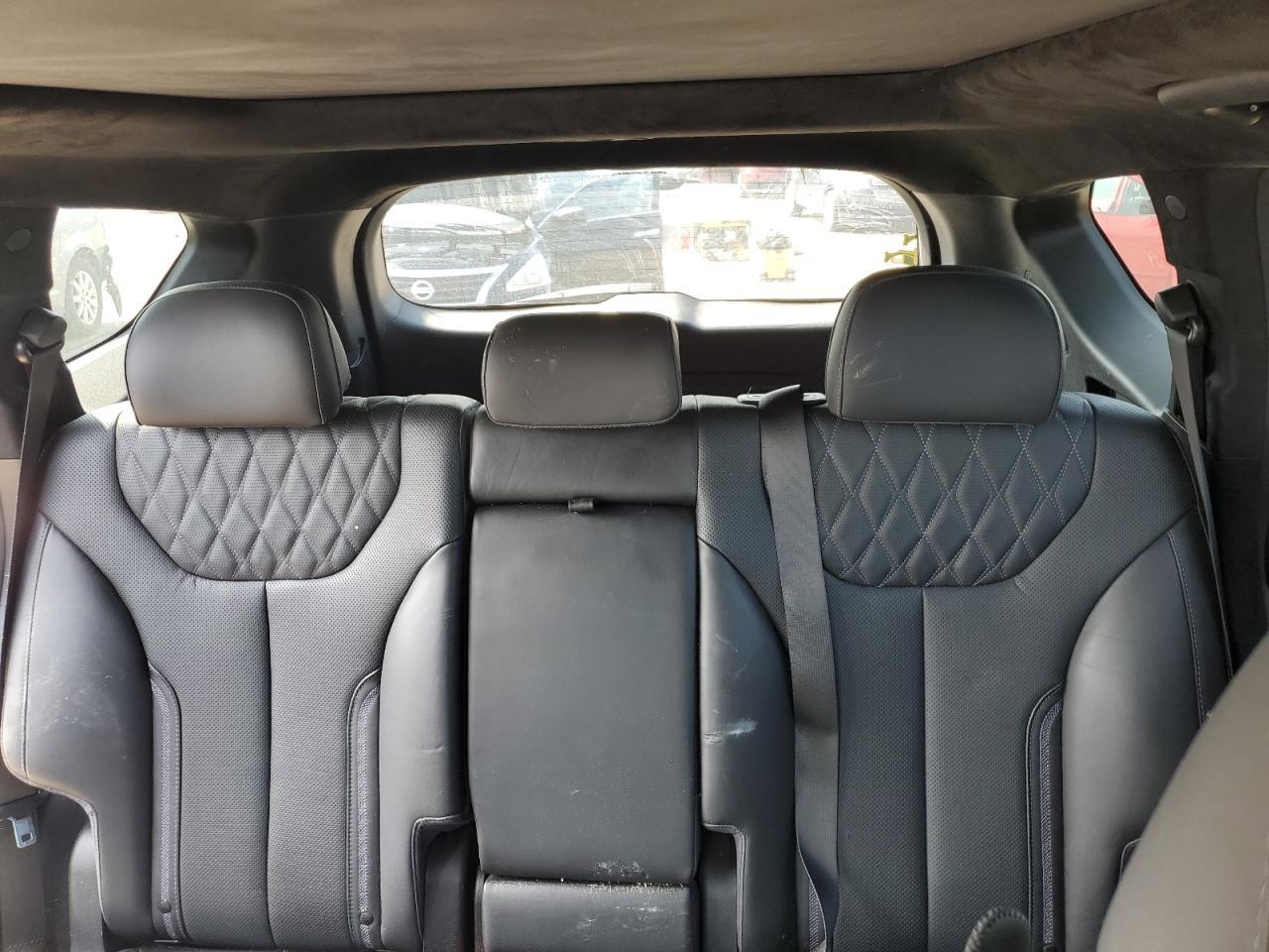 2021 Hyundai Santa Fe - zdjęcie 10
