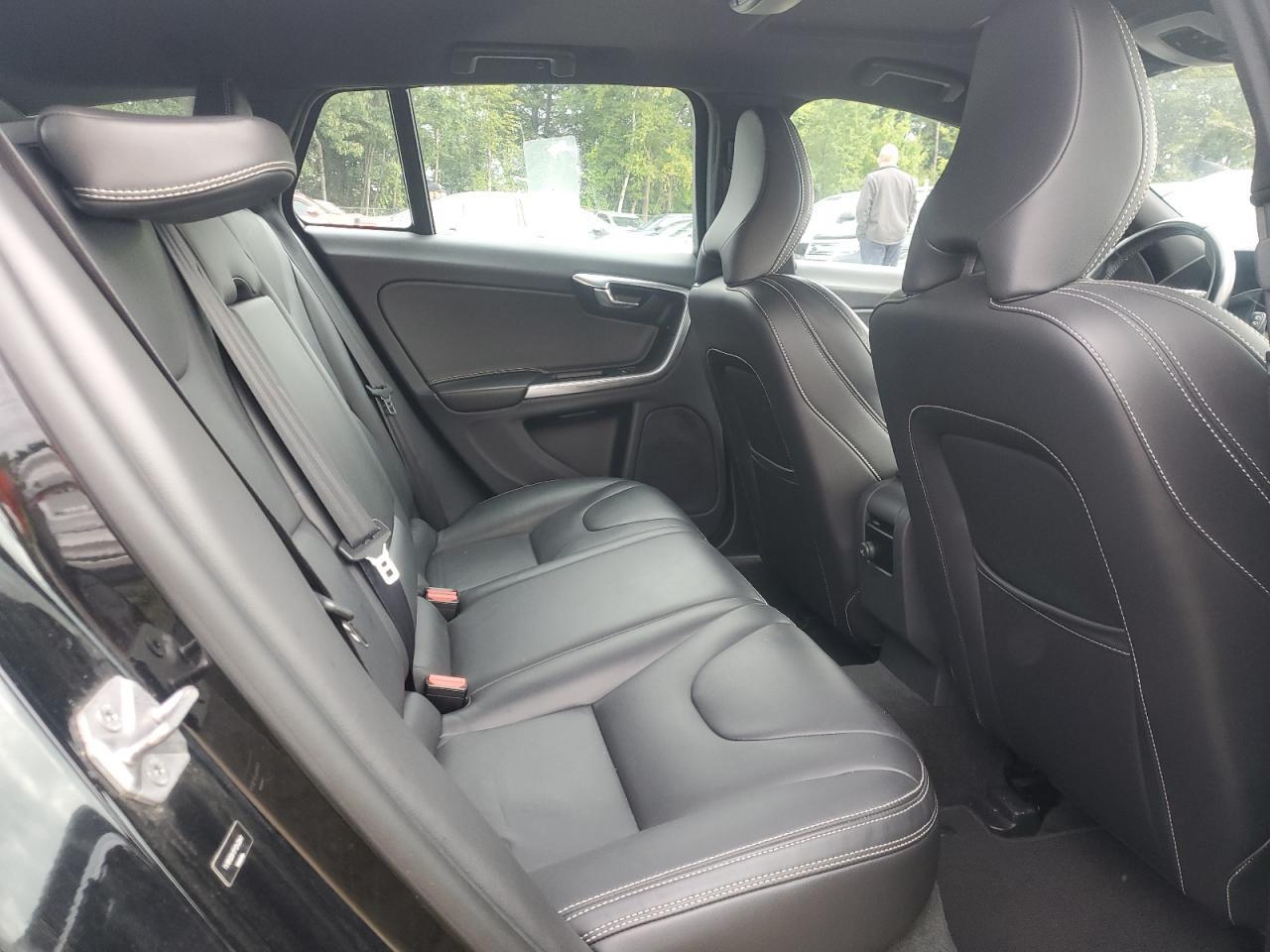 2015 Volvo V60 Premier - zdjęcie 6