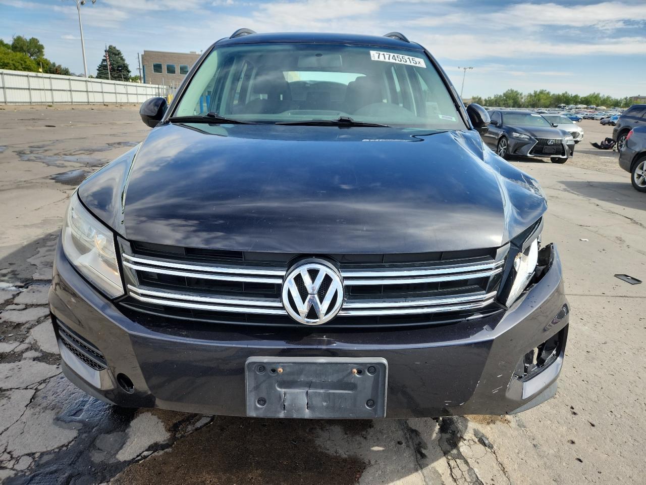 2017 Volkswagen Tiguan S - zdjęcie 5