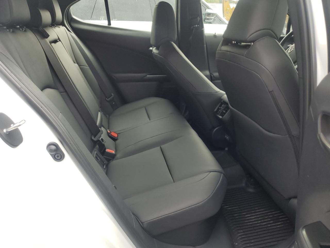 2025 Lexus Ux 300H Base - zdjęcie 11