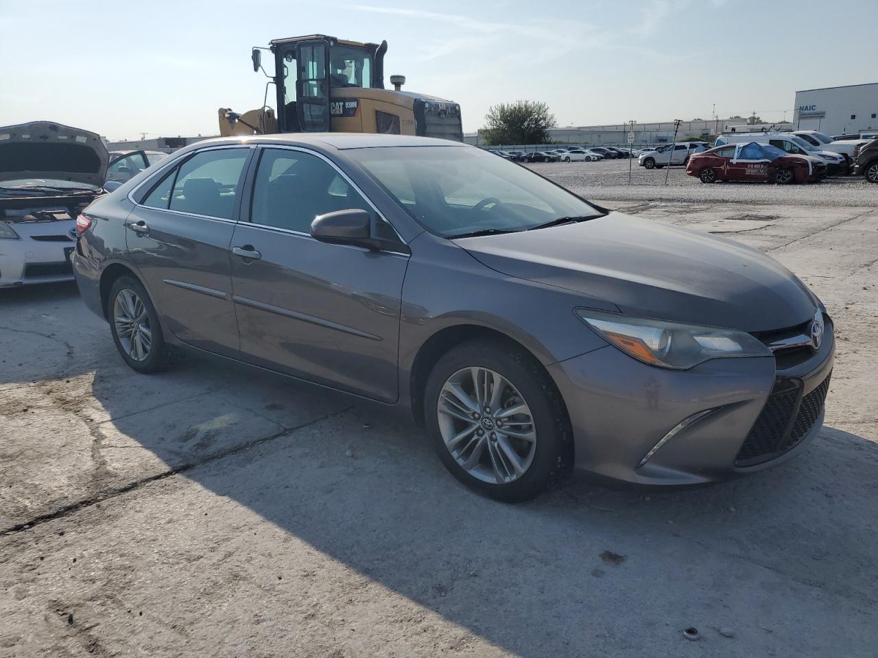 2017 Toyota Camry Le - zdjęcie 4