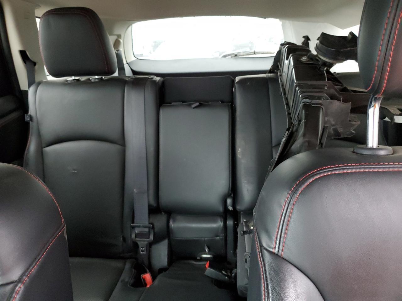 2016 Dodge Journey R/T - zdjęcie 10