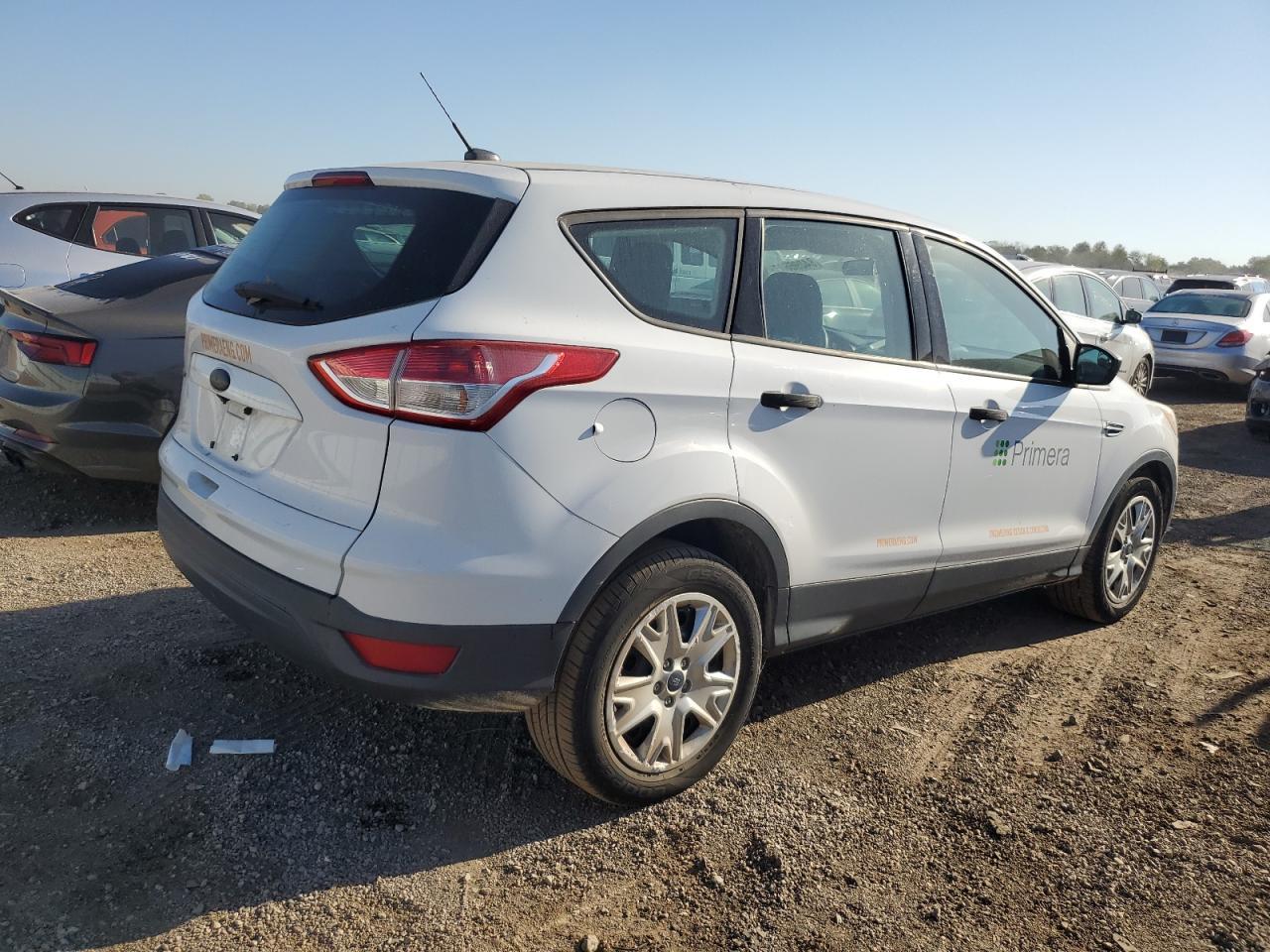 2014 Ford Escape S - zdjęcie 3