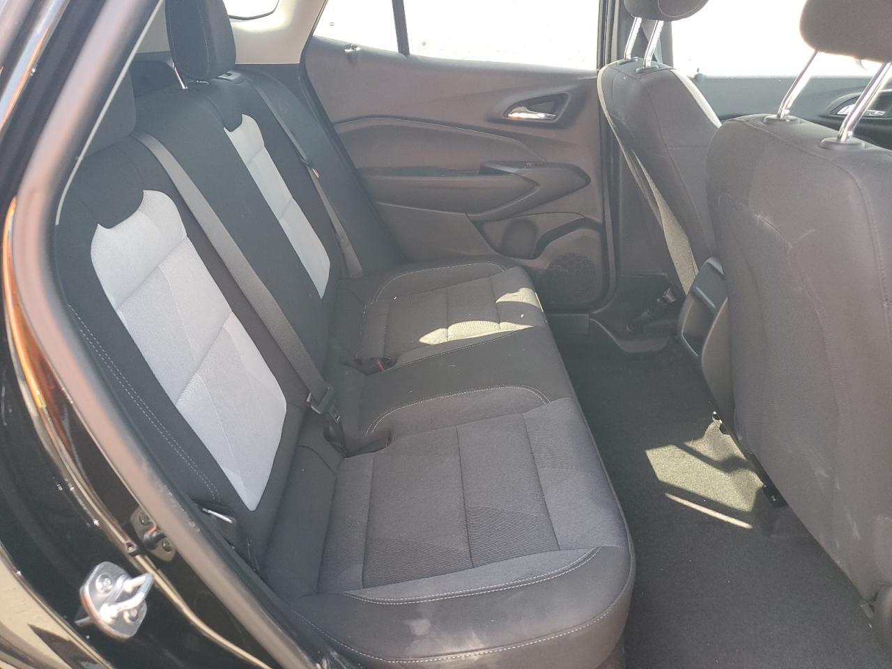 2024 Chevrolet Trax Ls - zdjęcie 11