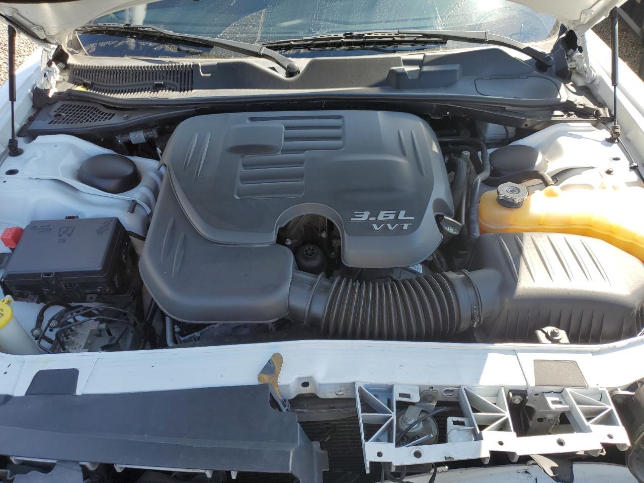 2016 Dodge Challenger Sxt - zdjęcie 11