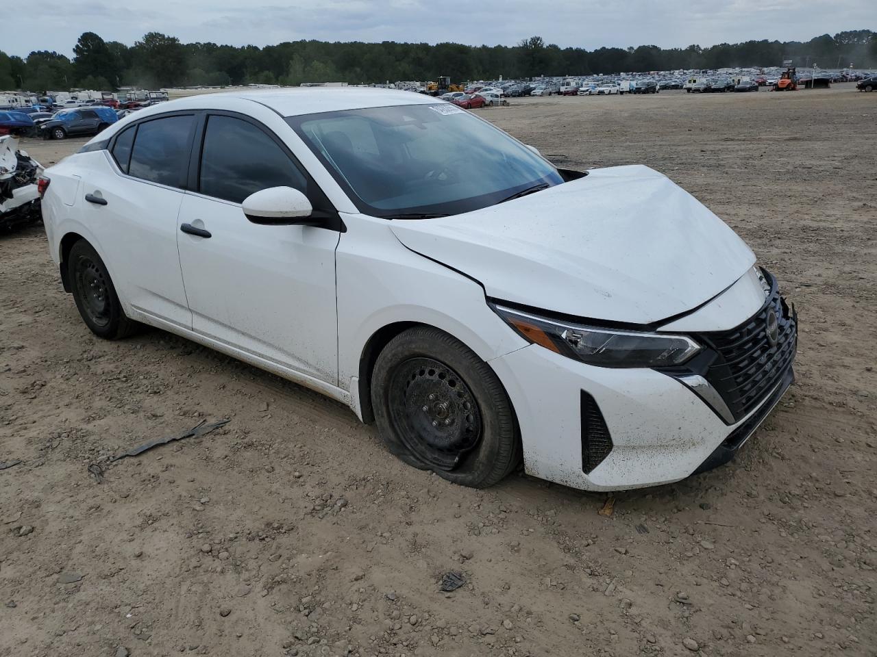 2025 Nissan Sentra - zdjęcie 4