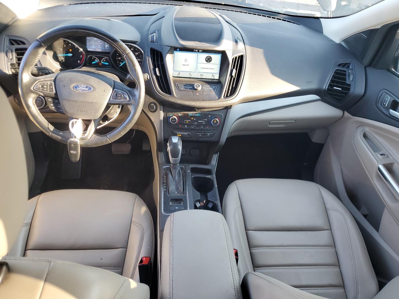 2019 Ford Escape - zdjęcie 8