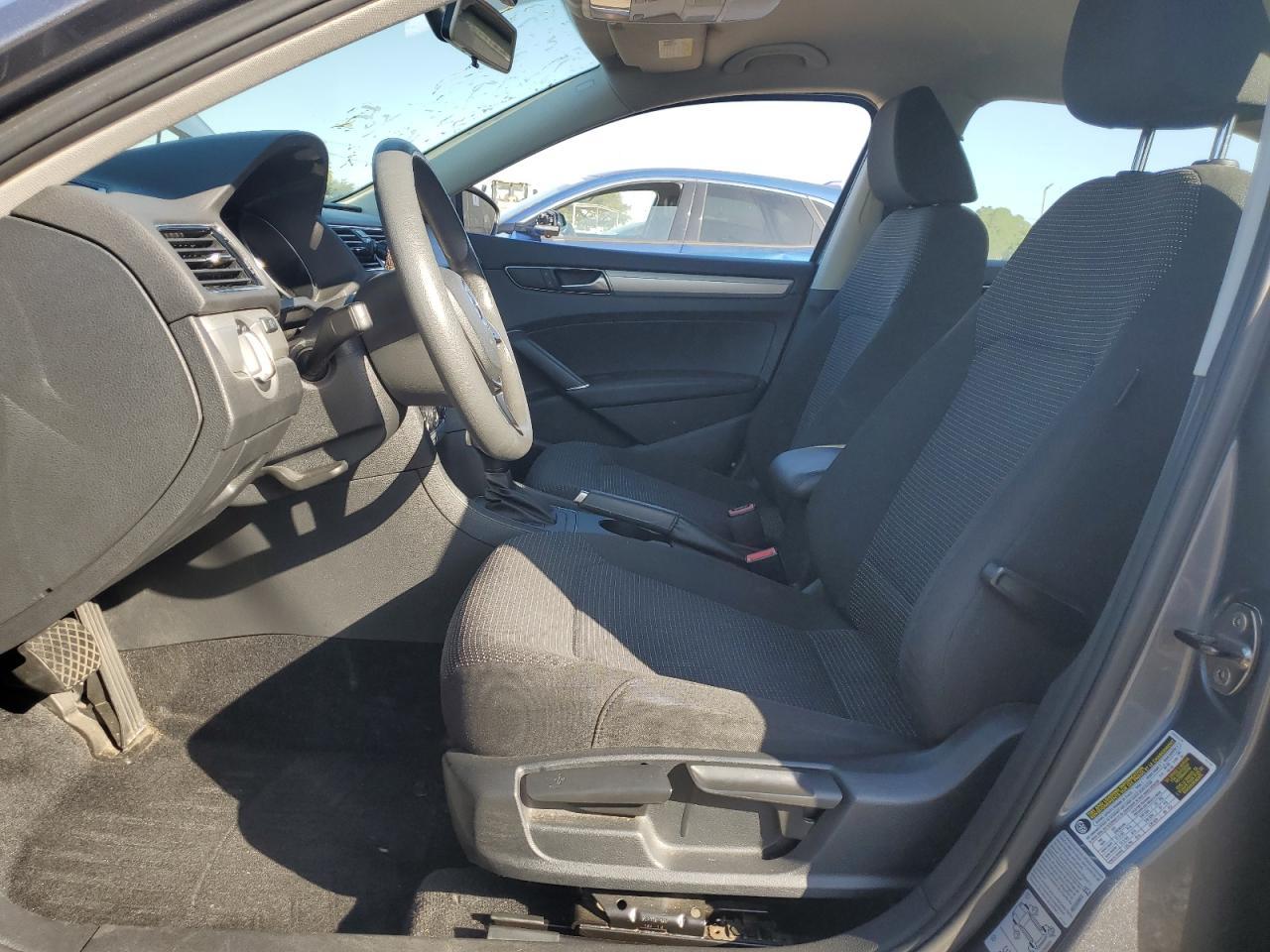 2017 Volkswagen Passat - zdjęcie 7