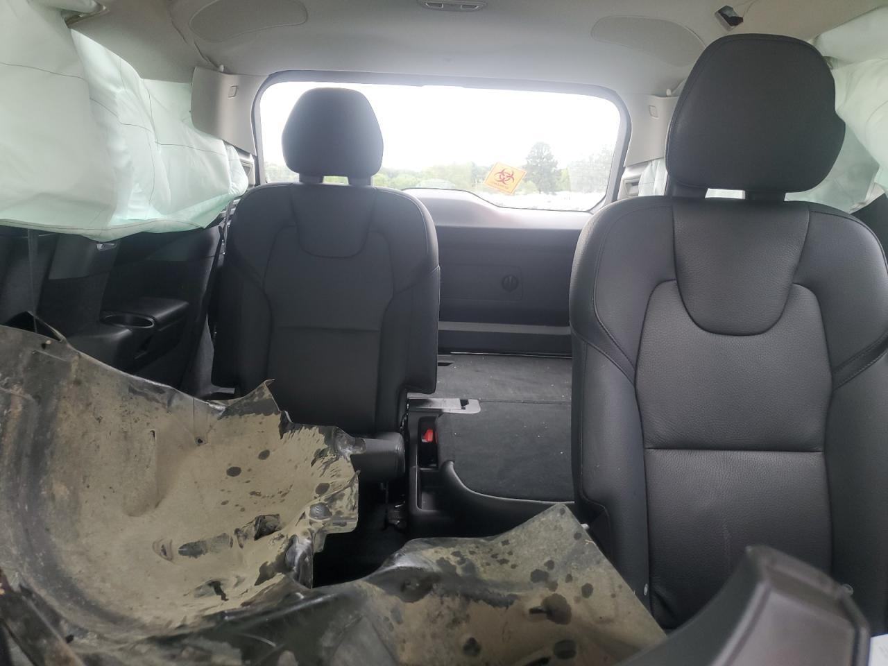 2023 Volvo XC90 - zdjęcie 10