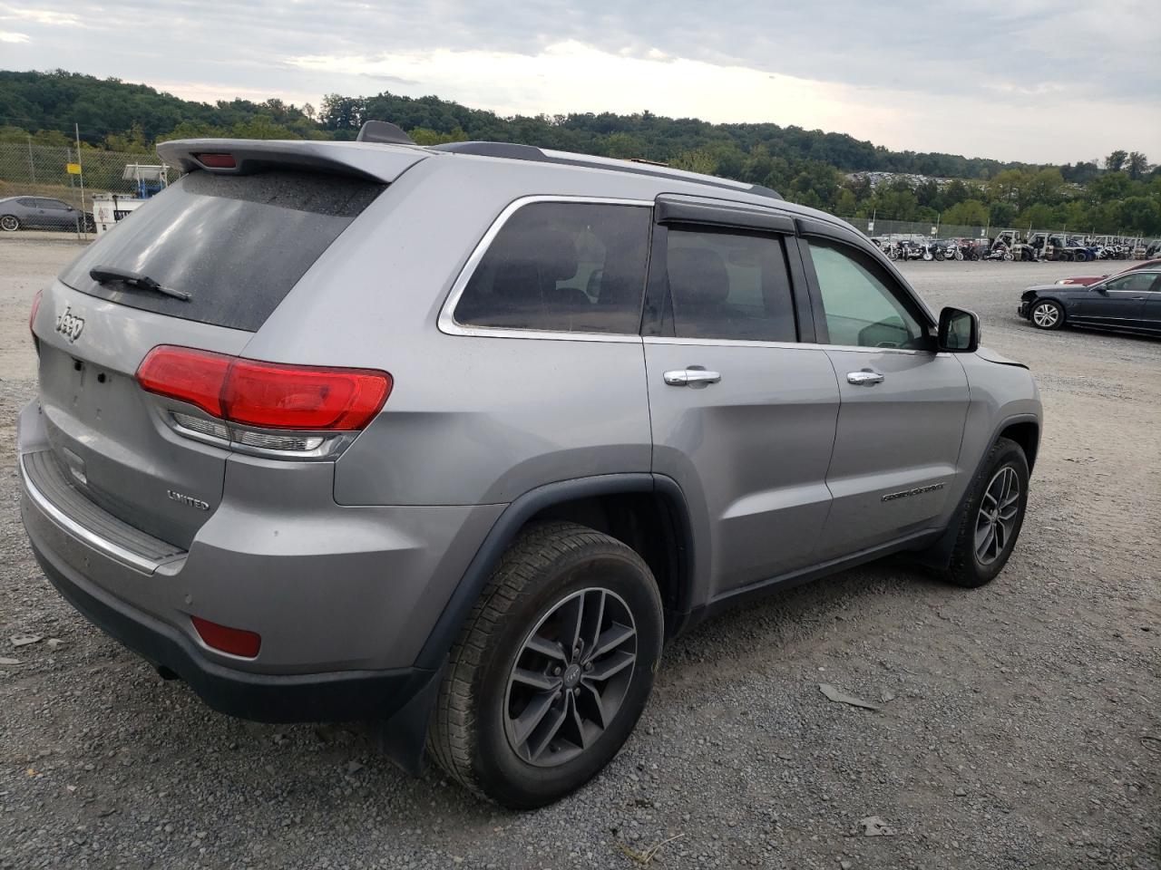 2018 Jeep Grand Cherokee Limited - zdjęcie 3