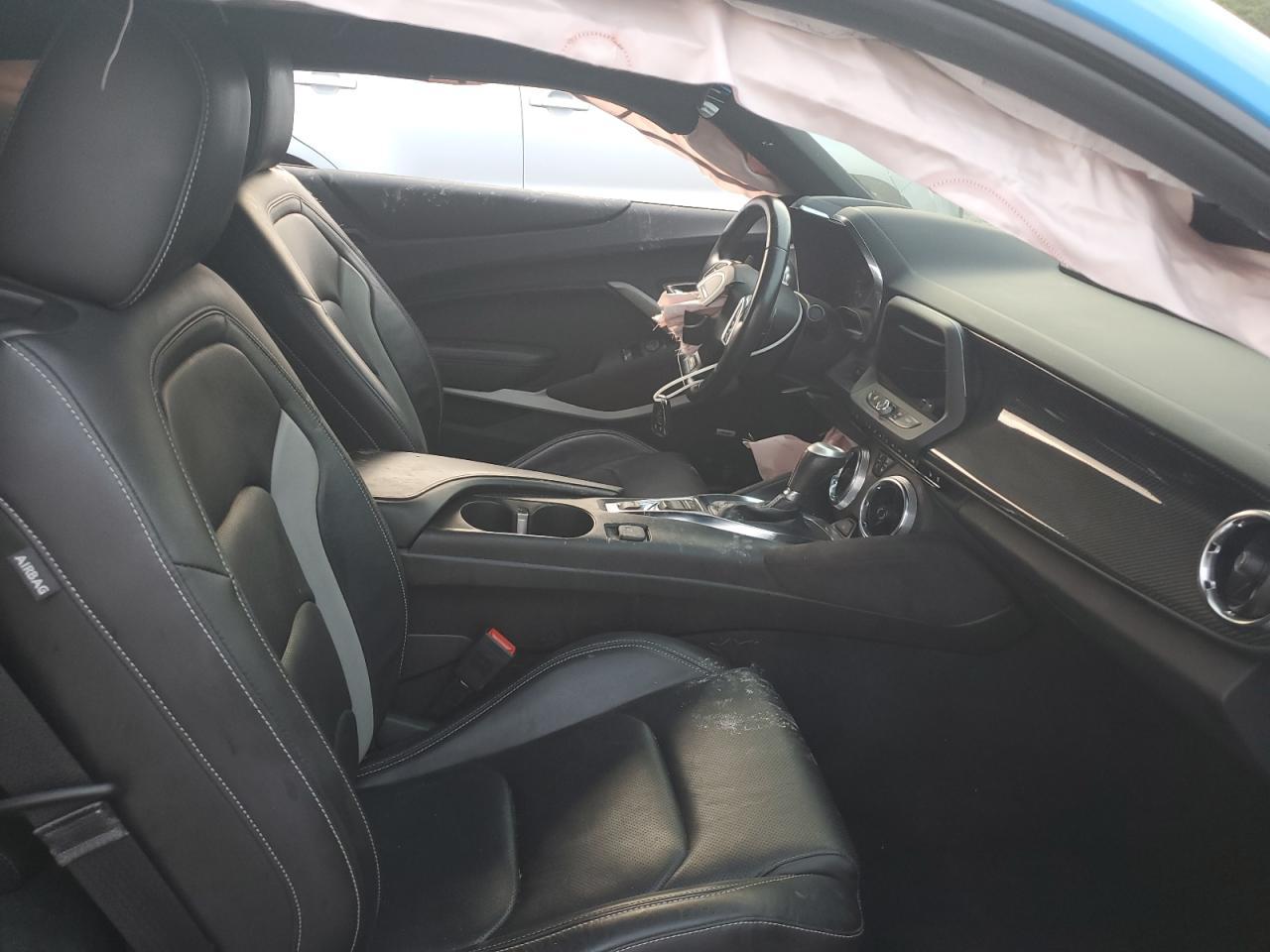 2023 Chevrolet Camaro Lt - zdjęcie 10