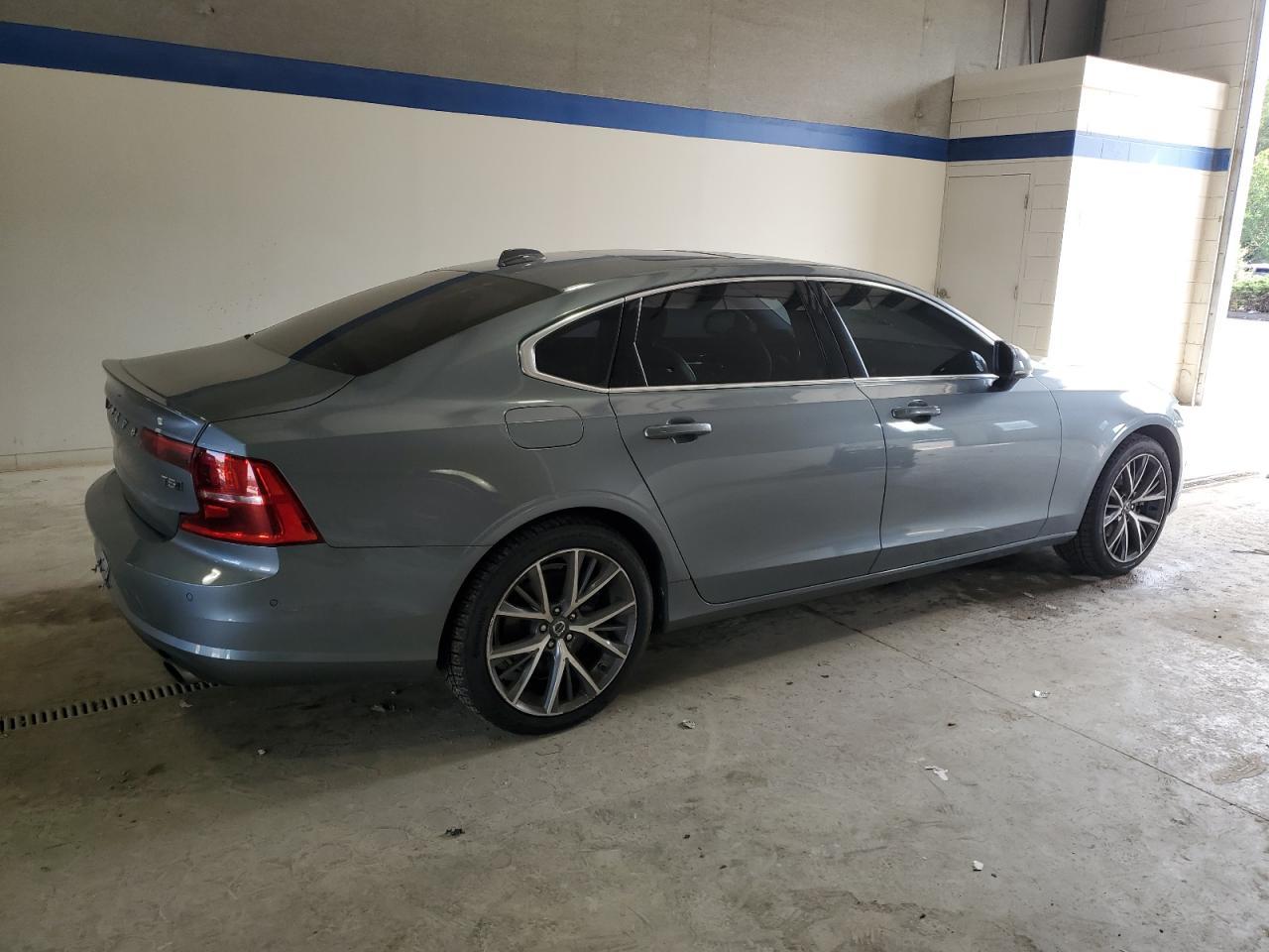 2018 Volvo S90 T5 Momentum - zdjęcie 3
